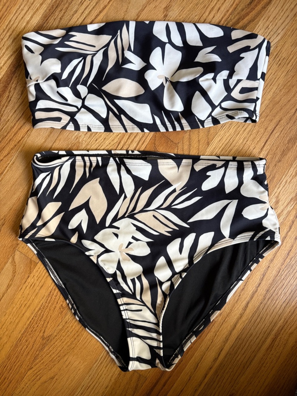 Old Navy medium Black and White Floral Bandeau Bikini Set missing straps